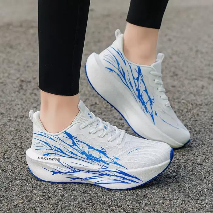 Chaussures de course de marathon pour hommes, plaque en carbone, absorption des chocs, chaussures de sport hautement élastiques, antidérapantes, chaussures d'entraînement sportives pour femmes
