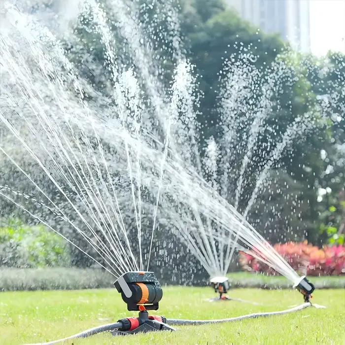 Arroseur oscillant de jardin extérieur