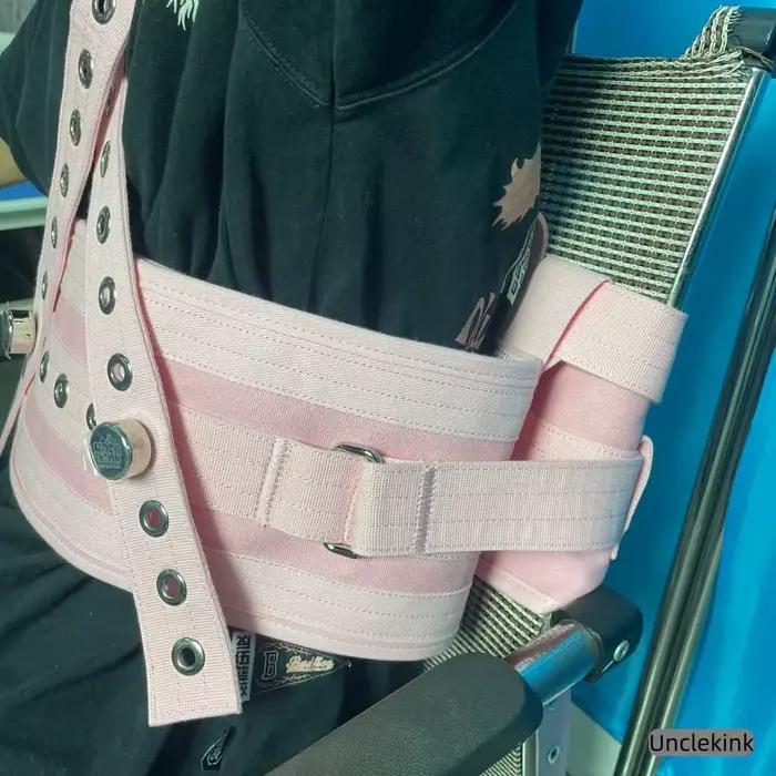 Kit de contention médicale pour chaise d'urgence en tissu de coton avec système de verrouillage magnétique et sangles ajustables pour la taille et les épaules, pour hôpital