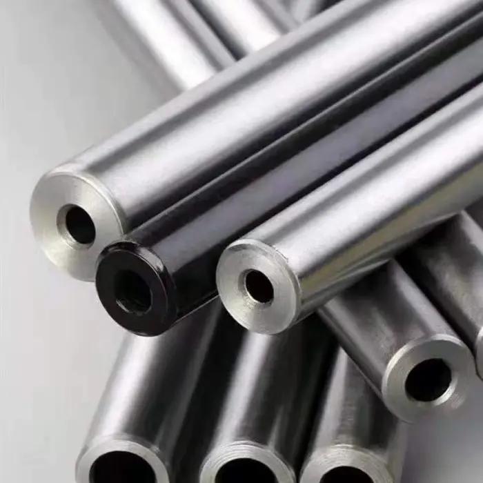 Tuyau en acier, diamètre extérieur 16 mm