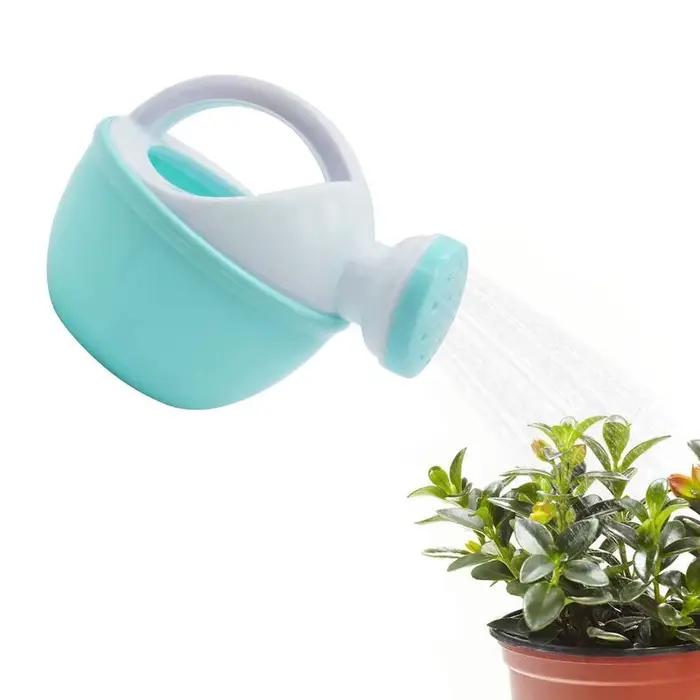 Arrosoir en plastique pour enfants