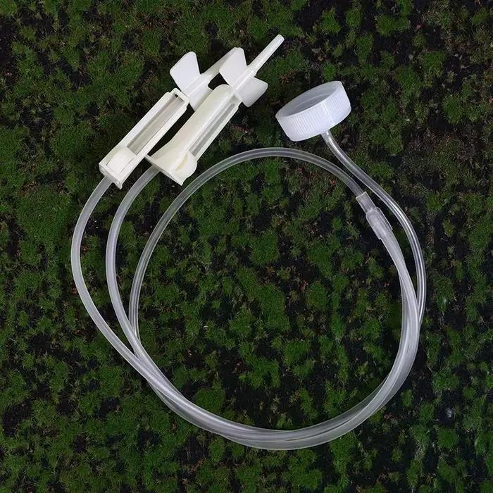 Kit d'arrosage automatique pour arbres avec fléchette goutte-à-goutte