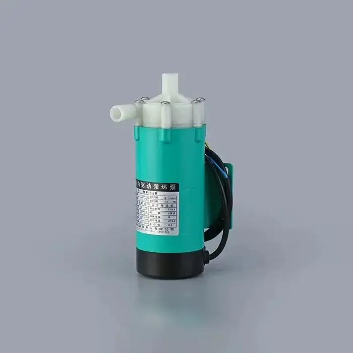 Petite pompe de circulation agricole à entraînement magnétique