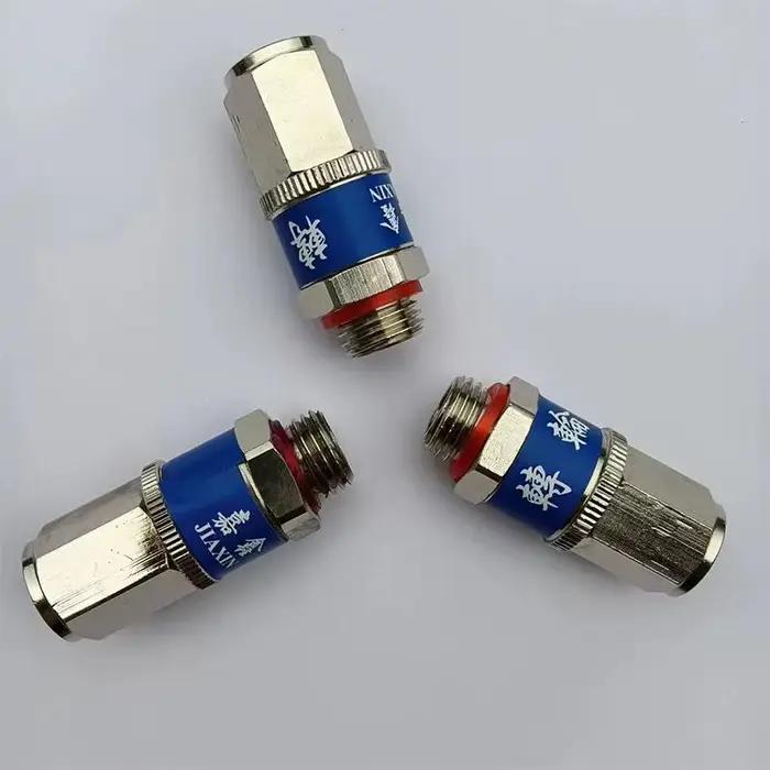 。 Connecteur de tuyau d'eau rotatif anti-emmêlement