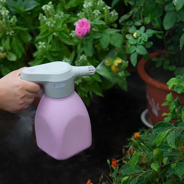 Arrosoir de jardin pour le jardinage