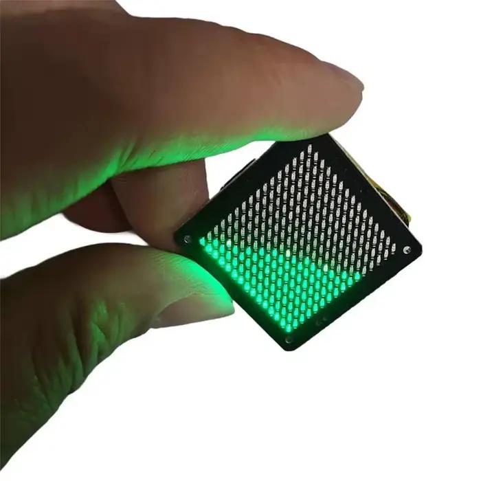Ornements lumineux LED à simulation de courant d'eau