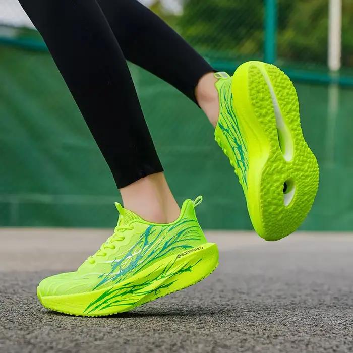 Chaussures de course de marathon pour hommes, plaque en carbone, absorption des chocs, chaussures de sport hautement élastiques, antidérapantes, chaussures d'entraînement sportives pour femmes
