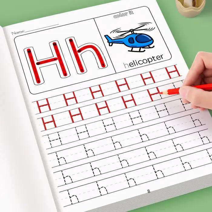 Cahier d'exercices d'écriture de l'alphabet anglais de 32 pages avec lettres colorées Practice-A-Z minuscules et majuscules, traçage, aide à l'apprentissage éducatif