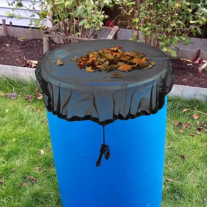 Couverture en filet pour baril de pluie