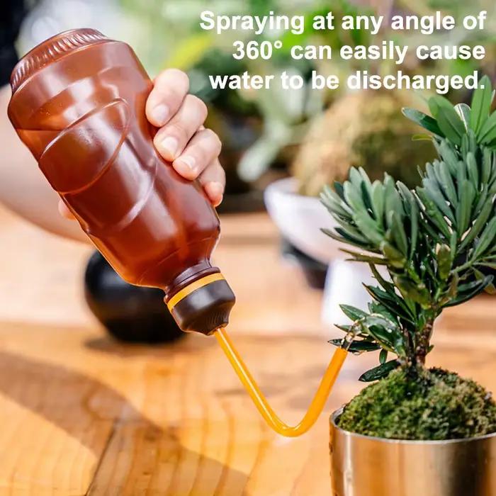 Petite arrosoir en plastique avec bec verseur pour plantes d'intérieur