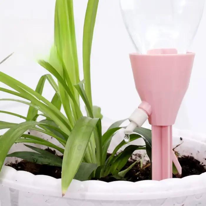Dispositif d'arrosage automatique de fleurs pour plantes en pot à la maison