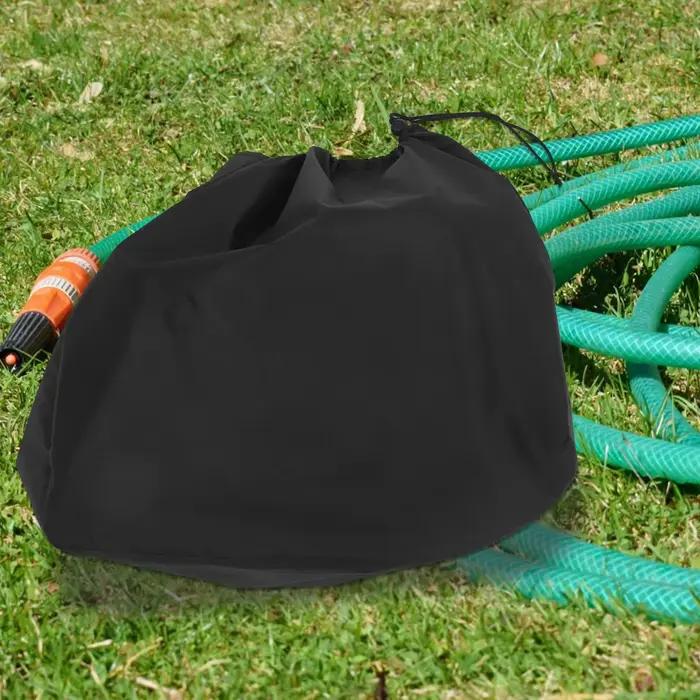 Housse de protection rétractable pour tuyau d'arrosage extérieur