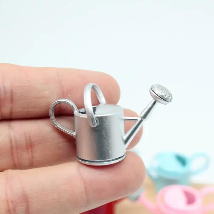 Mini arrosoir en métal créatif