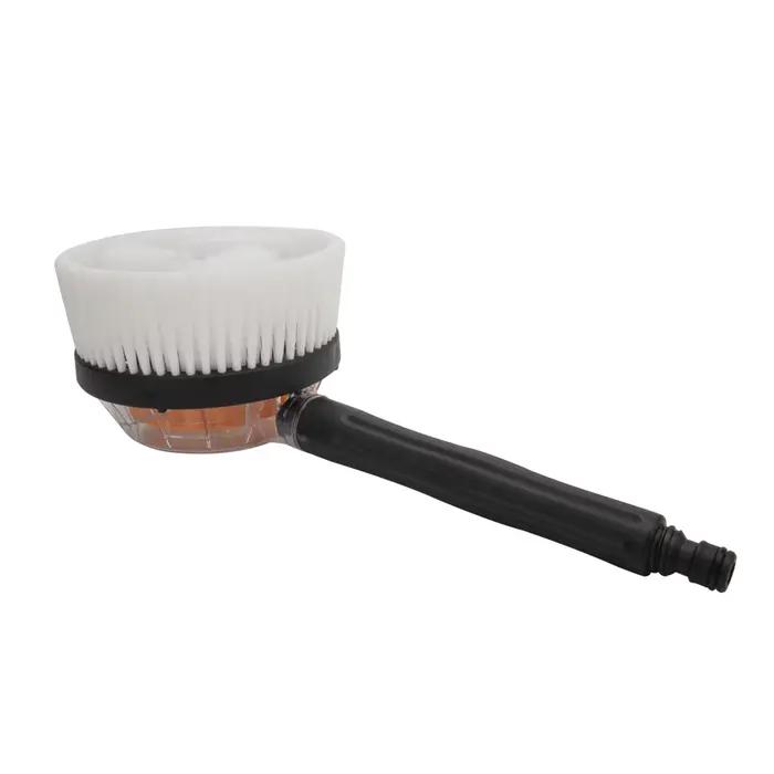 Brosse rotative pour le nettoyage de l'eau