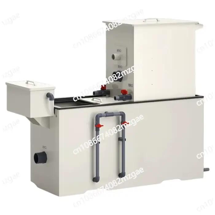 Machine de microfiltration à tambour rotatif pour bassin de poissons koï, système d'aquaculture en circulation, filtre à tambour rotatif pour microfiltration, bassin à poissons, aquaculture circulaire, bassin d'eau claire, poissons koï, environnement sain